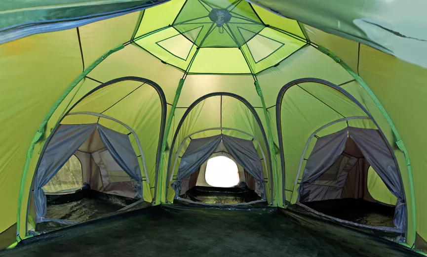 Летняя кемпинговая палатка ЛОТОС 5 Саммер с тремя спальными модулями (вид изнутри)