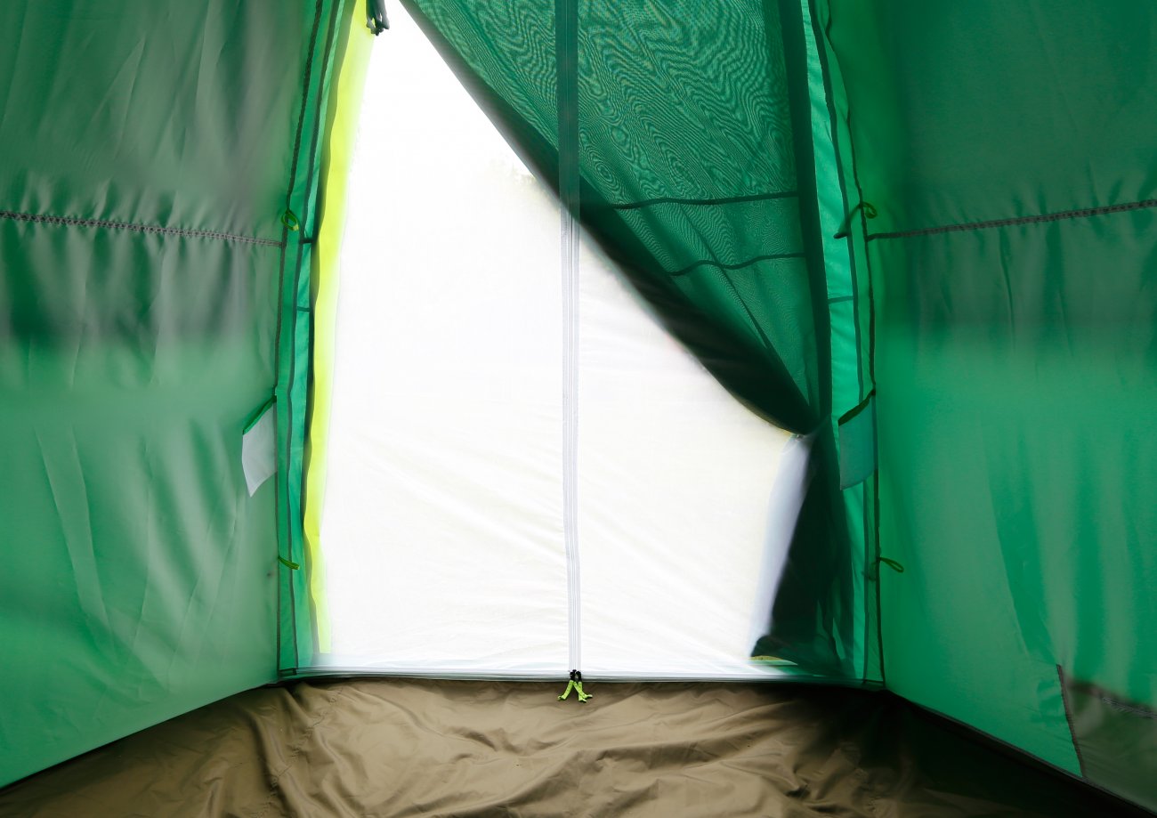внутренний тент, установленный на палатке Лотос 5